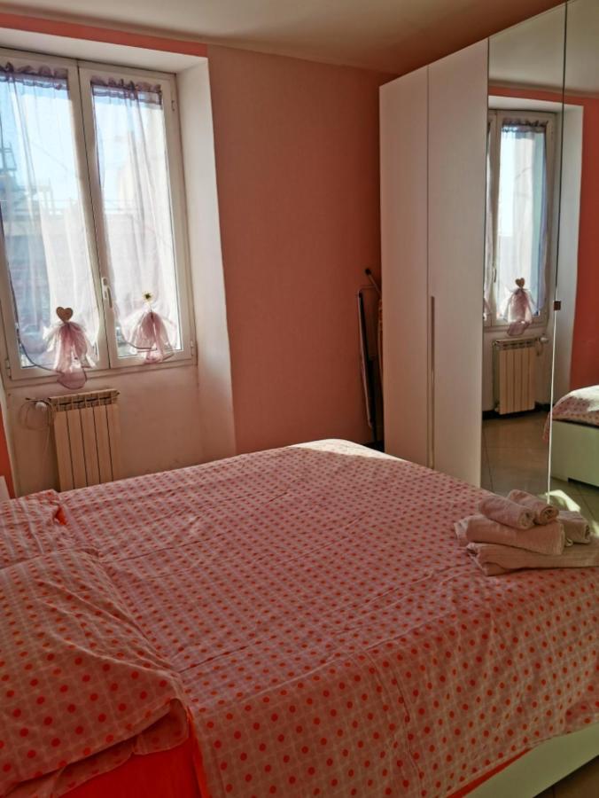 Spacious With Sea View In The Heart Of 85 M² * Genova